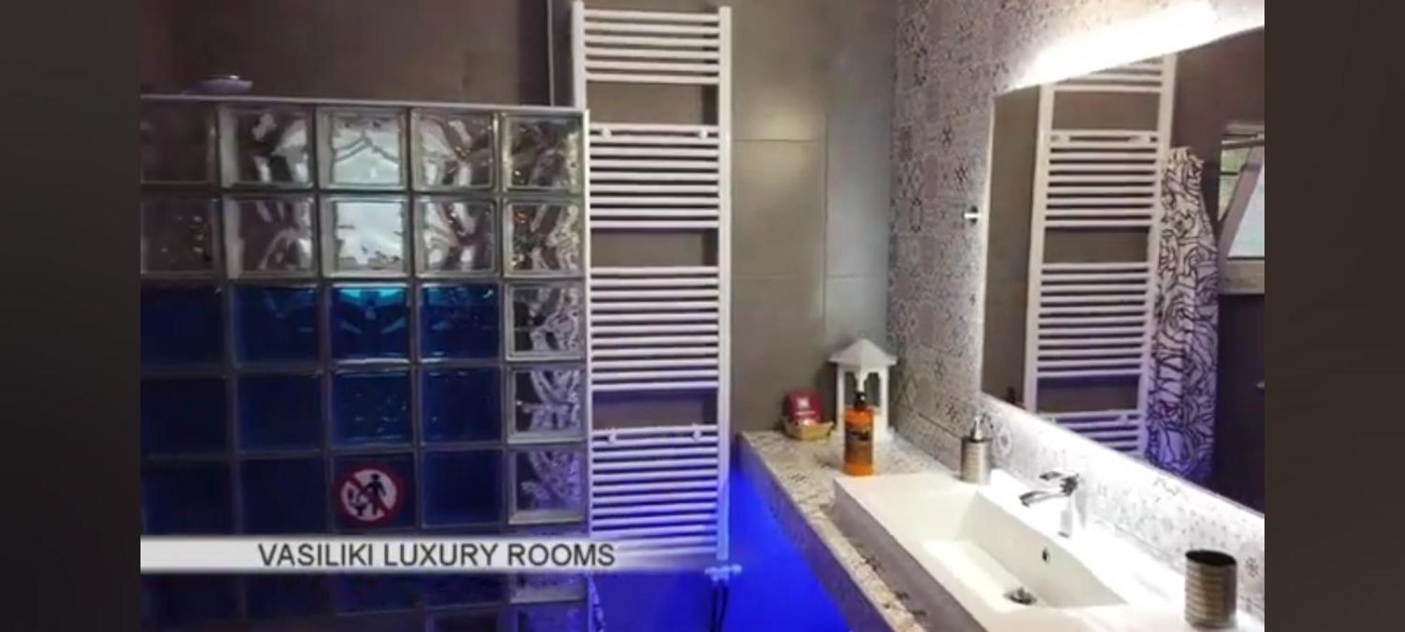 Vasilikis Apartment Kalamata Extérieur photo