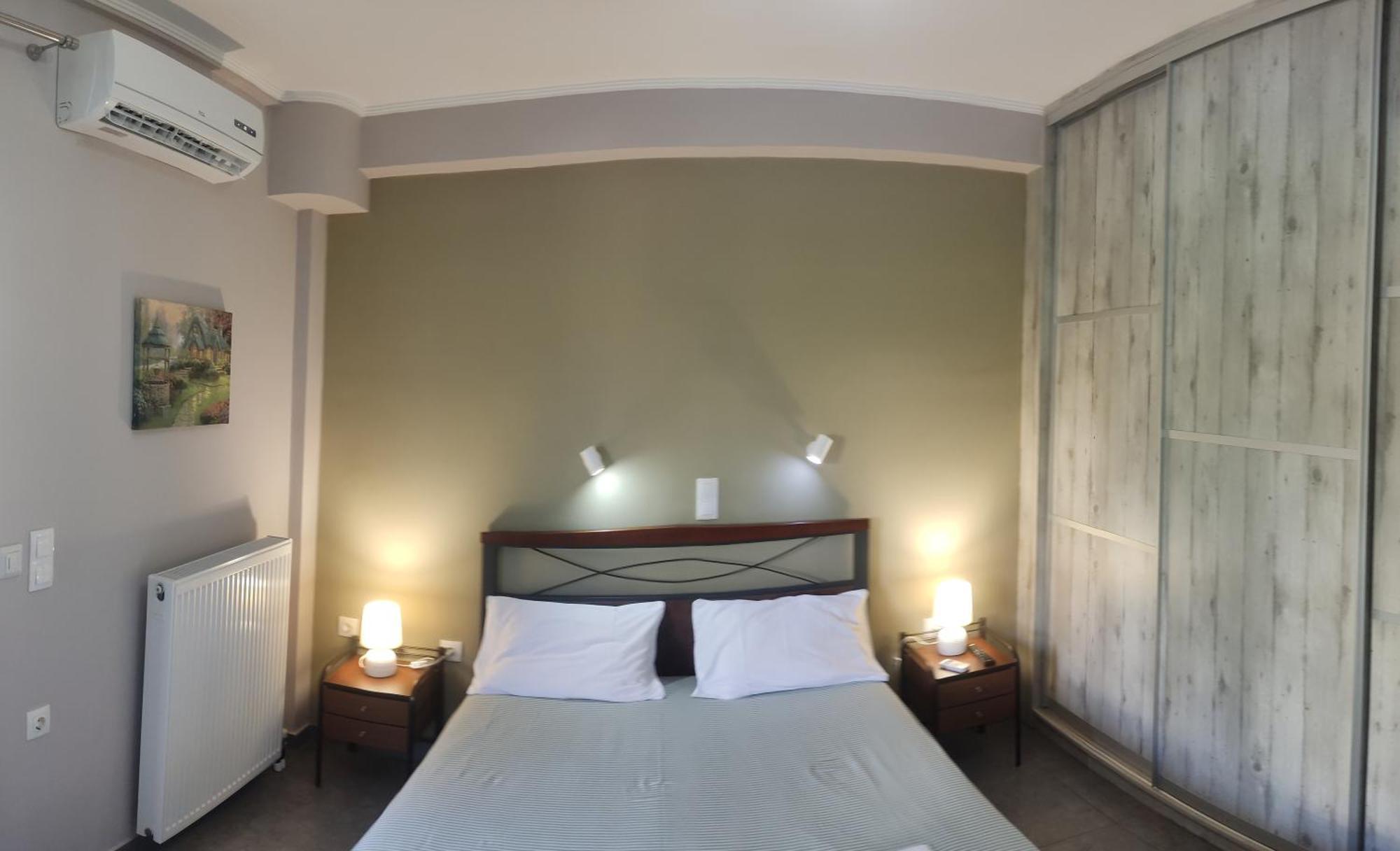 Vasilikis Apartment Kalamata Extérieur photo